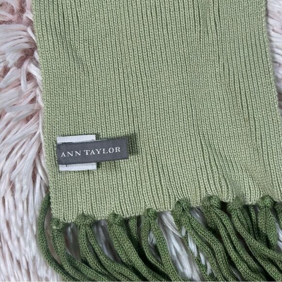 ANN TAYLOR SCARF 100%wool - Picture 5 of 6